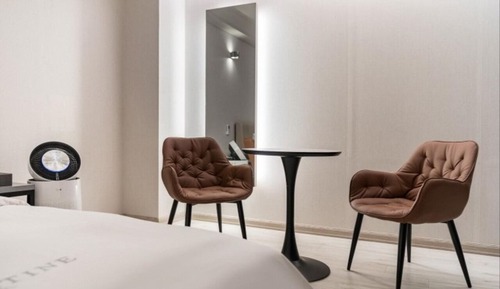 Deluxe Double Room (Air Purifier Included/No breakfast Monday)