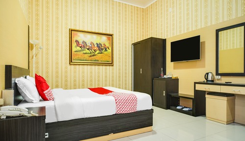 Deluxe Suite