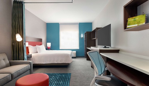 Studio Suite, 1 King Bed with Sofa bed, Non Smoking