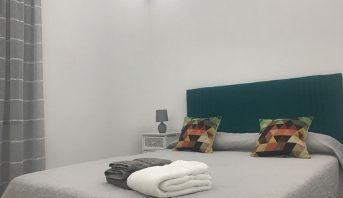 House, 2 Bedrooms, Terrace