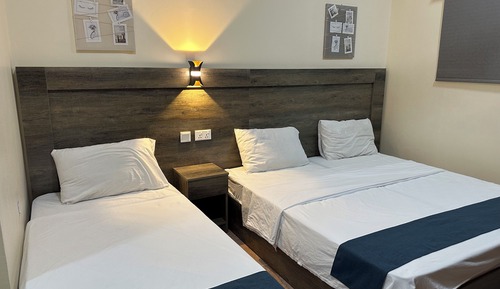 Basic Triple Room, 1 Bedroom, Terrace, Mountain View