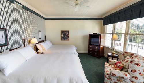Deluxe Double Room, 2 Queen Beds, Non Smoking