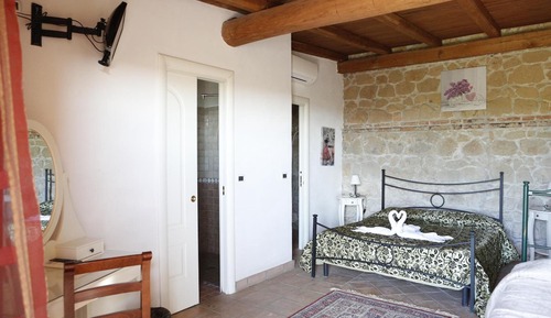 Classic Quadruple Room