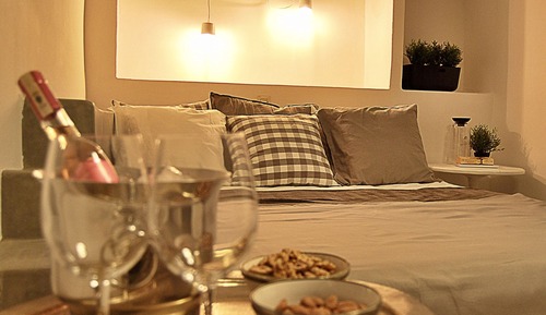 Family Room, 2 Bedrooms