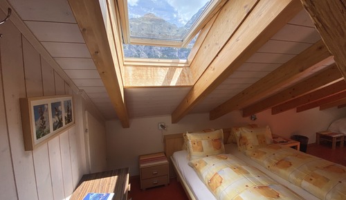 Family Room (7)