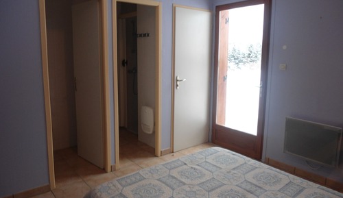 Family Room, Shared Bathroom