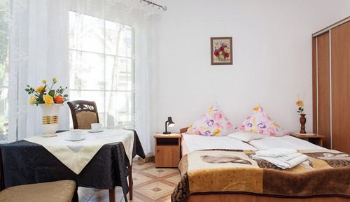 Standard Quadruple Room (1)