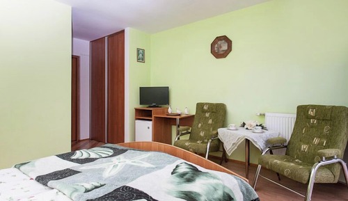 Double Room (7)