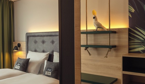 Standard Room, 1 Queen Bed