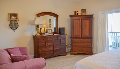 Standard Room, 1 King Bed, Non Smoking (Charleston)