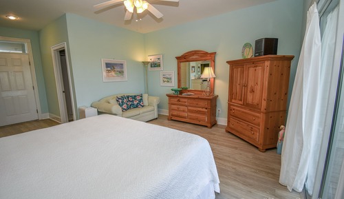 Standard Room, 1 King Bed, Non Smoking (Bermuda)