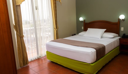 Junior Suite, 1 Queen Bed, Non Smoking
