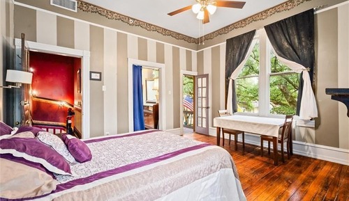 Signature Room, 1 Queen Bed, Non Smoking, City View