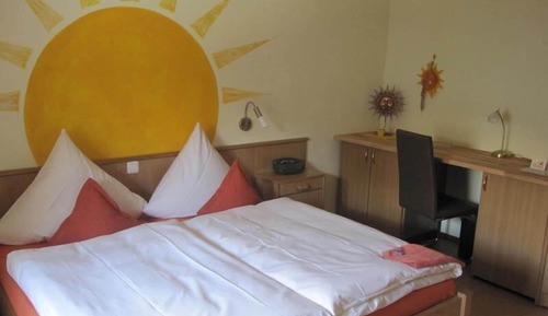 Single Room, Balcony