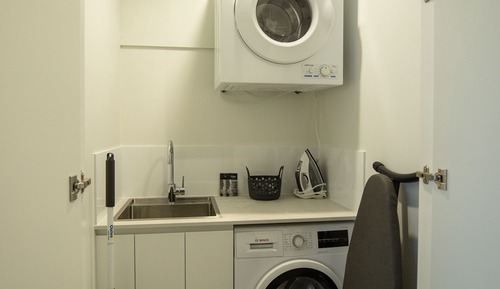 Suite 6, Level 3