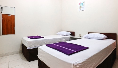 Standard Room, Shared Bathroom