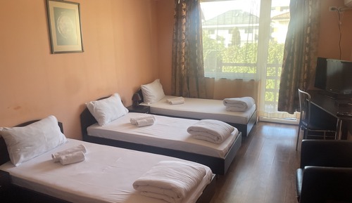Classic Triple Room