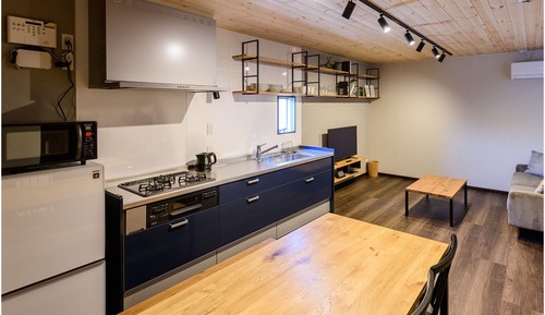 House (104)