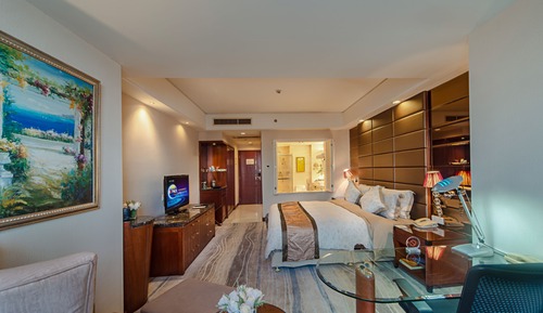 Executive King Room