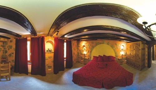 Double Room (Medieval)