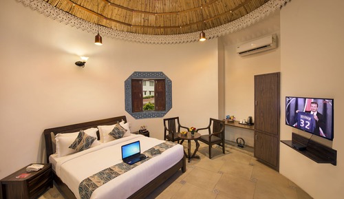 Bunga Room