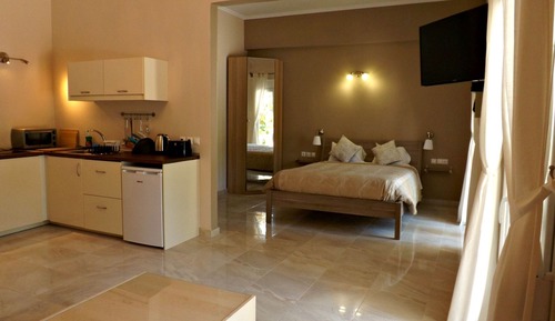 Classic Room, Garden View