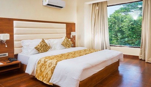 Family Room, 2 Bedrooms, Non Smoking, Mountain View