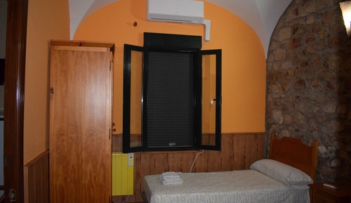 Basic Double or Twin Room