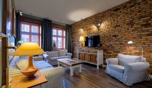 Exclusive Apartment (II)