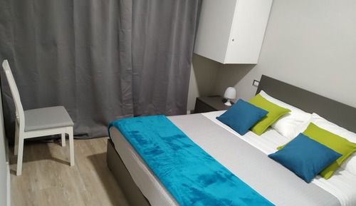 Single Room, Private Bathroom (Gardenia)