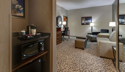 Suite, 2 Queen Beds, Accessible, Refrigerator & Microwave (Sofabed, 2 Rooms, Hearing, Tub)