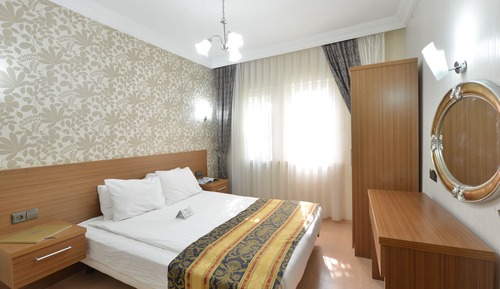 Standard Studio, 2 Bedrooms, Balcony, Garden View