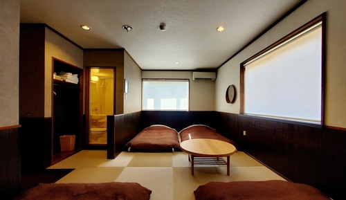 (with breakfast) 4 Adult Triple Room with Extra Bed