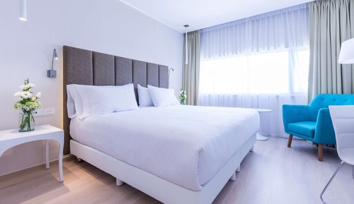 Superior Room (Extra Large Extra Bed 3 Adults)