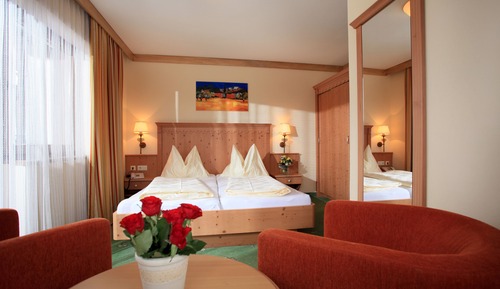 Double Room (Small)