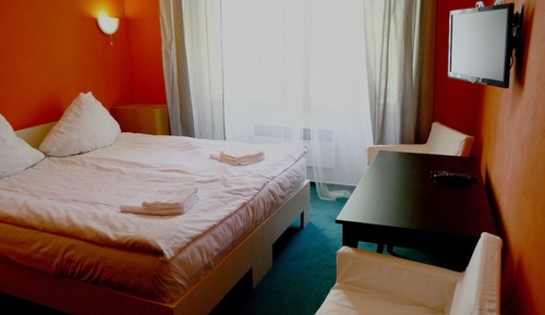 Standard Double Room (Room 1)