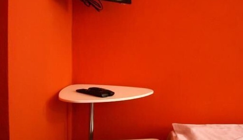 Economy Twin Room (Room 4)