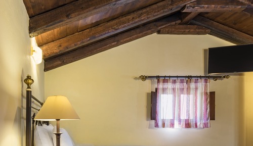 Traditional Duplex, 1 Bedroom