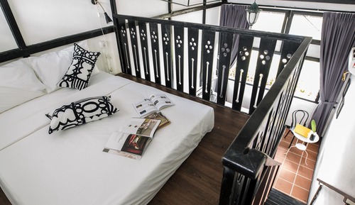 Betty Johnson, 1 king bed and 1 queen bed
