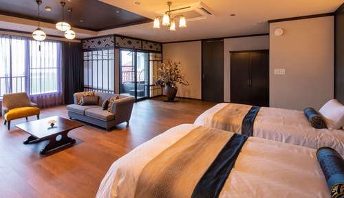 Top Floor Suite 7F, Non Smoking