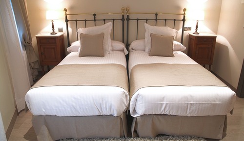 Basic Twin Room, 2 Twin Beds
