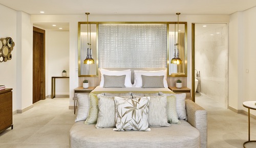 Junior Suite (06 Plunge Pool)