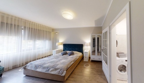 Club Apartment
