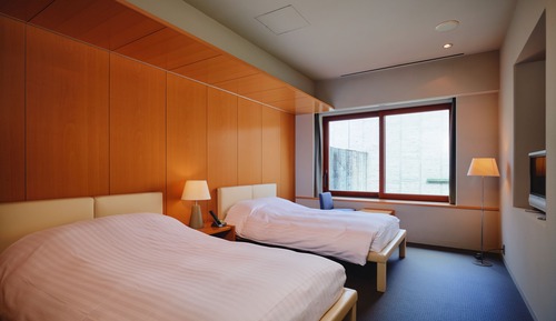 Deluxe Suite, 1 Bedroom, Non Smoking, River View (213)