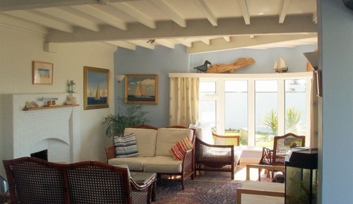 Room, Private Bathroom (8 Bedroom House)