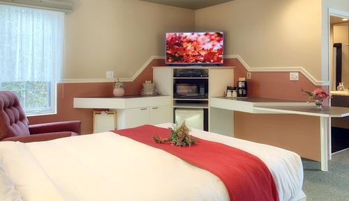 Superior Room, 1 Queen Bed, Jetted Tub