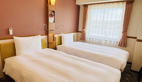 Standard Twin Room, Smoking