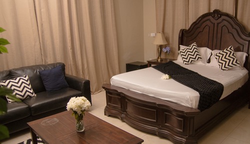 Deluxe Suite