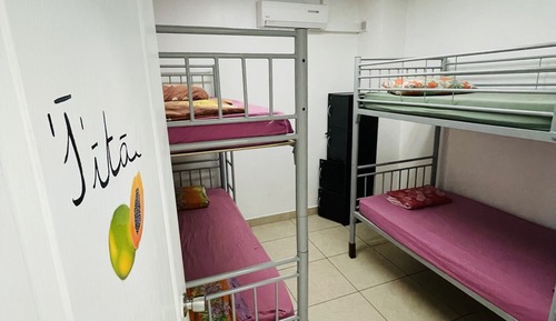 Bed in 4-bed Mixed Dorm