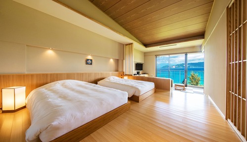 Standard Suite, Sea View